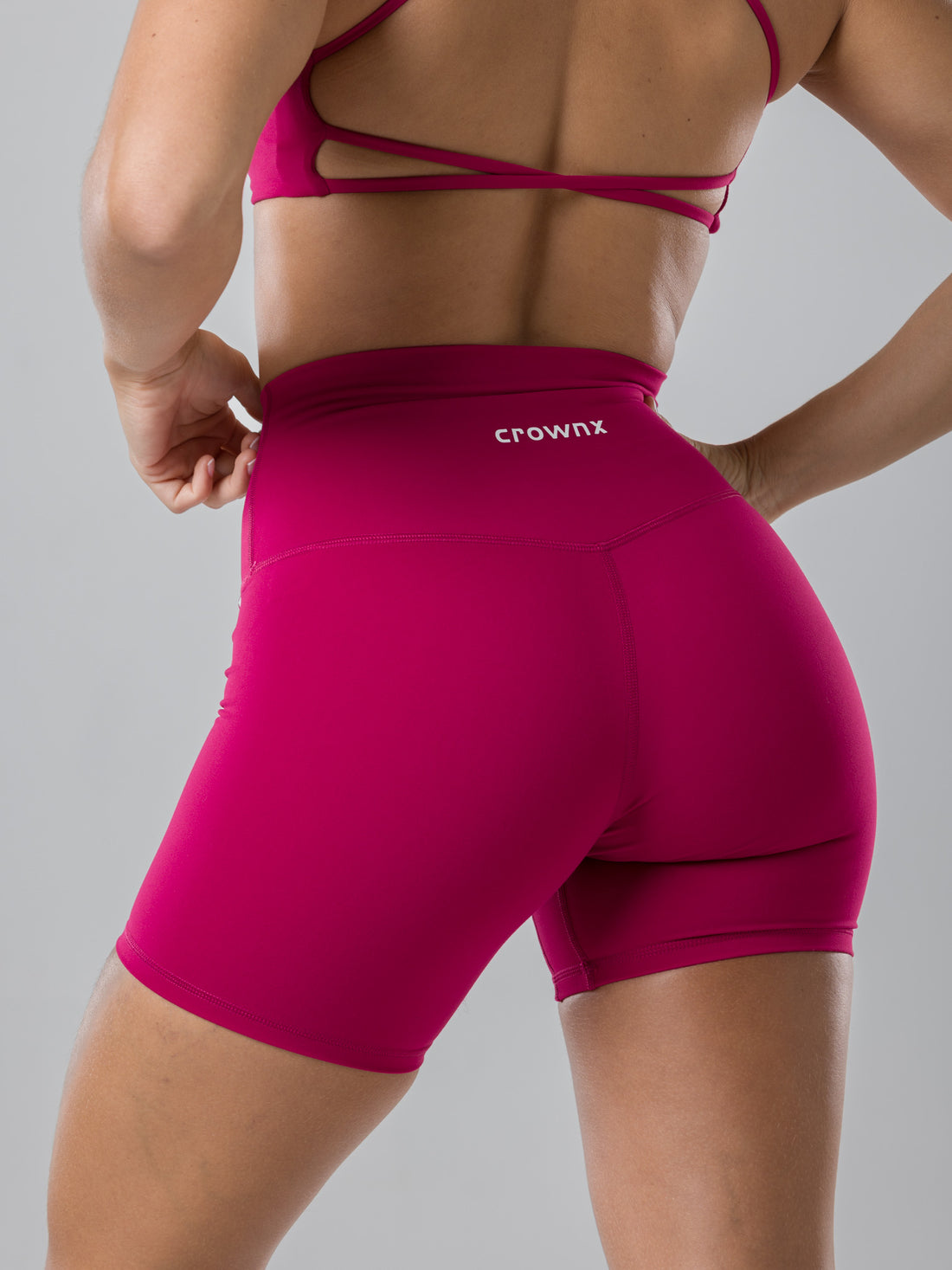 Short Aura Pink