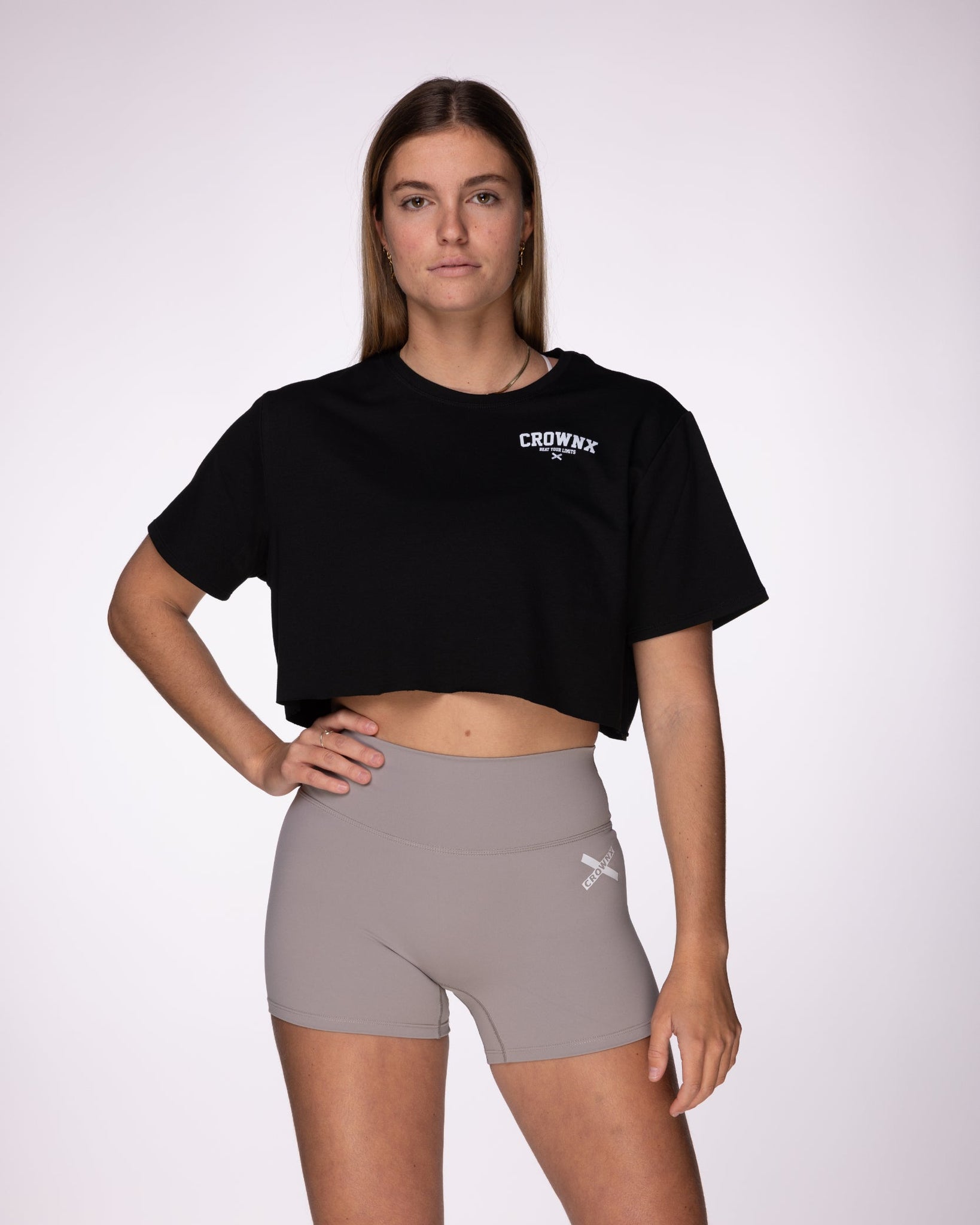 CROP TOP OVERSIZE VARSITY BLACK